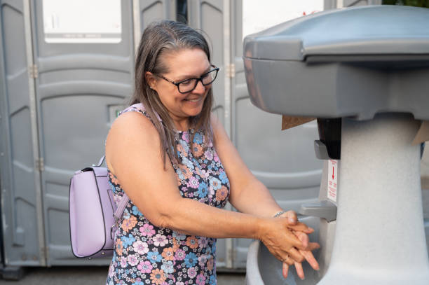 Best Portable toilet rental cost  in Leonia, NJ